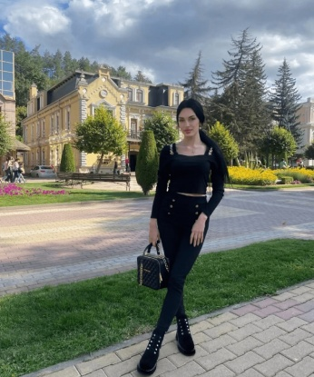 Анина